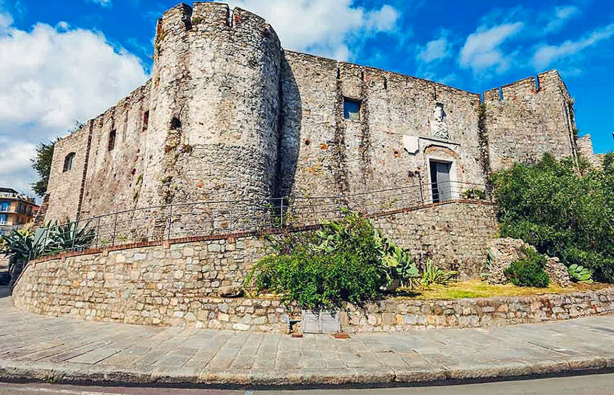 Castello San Giorgio, Italy